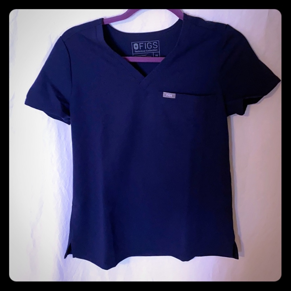 Figs Scrub Top